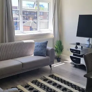 2-bedroom-family-flat.brighton-hotels-england.com/